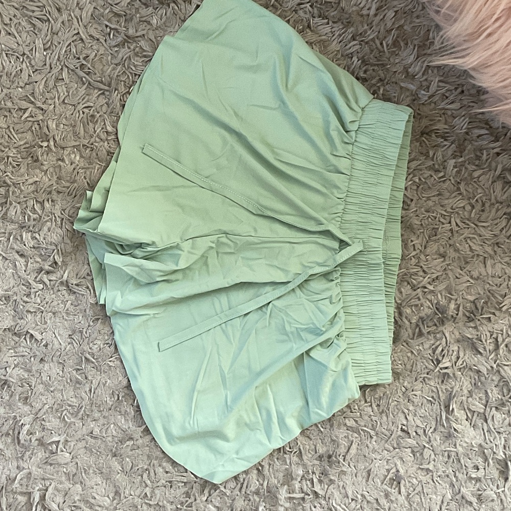 Girls 10-12 preppy green butterfly shorts